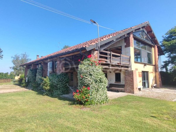 casa indipendente in vendita a Zerbolò