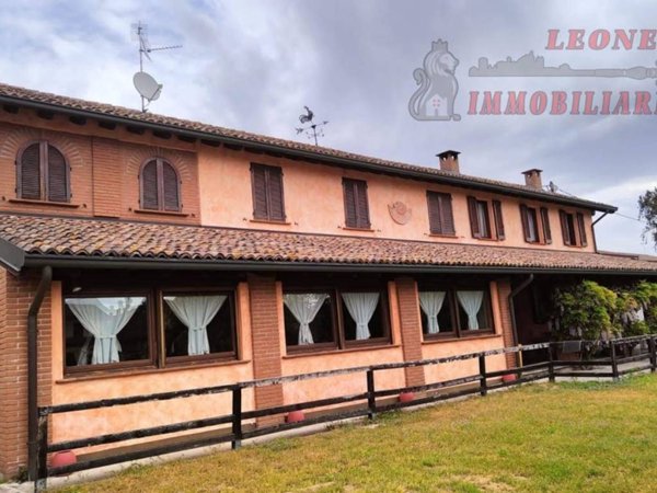 casa indipendente in vendita a Zerbolò