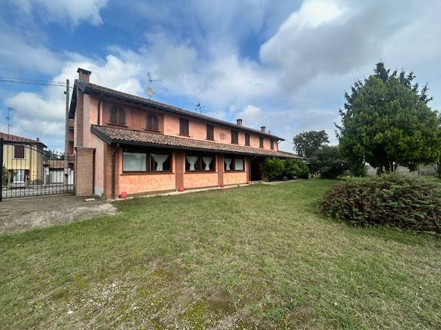 casa indipendente in vendita a Zerbolò