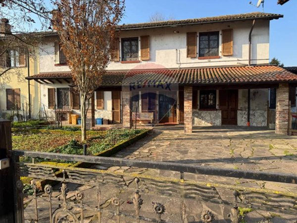 casa indipendente in vendita a Zerbolò