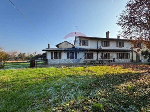 casa indipendente in vendita a Zerbolò
