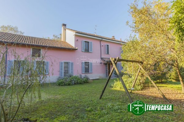 casa indipendente in vendita a Zerbolò