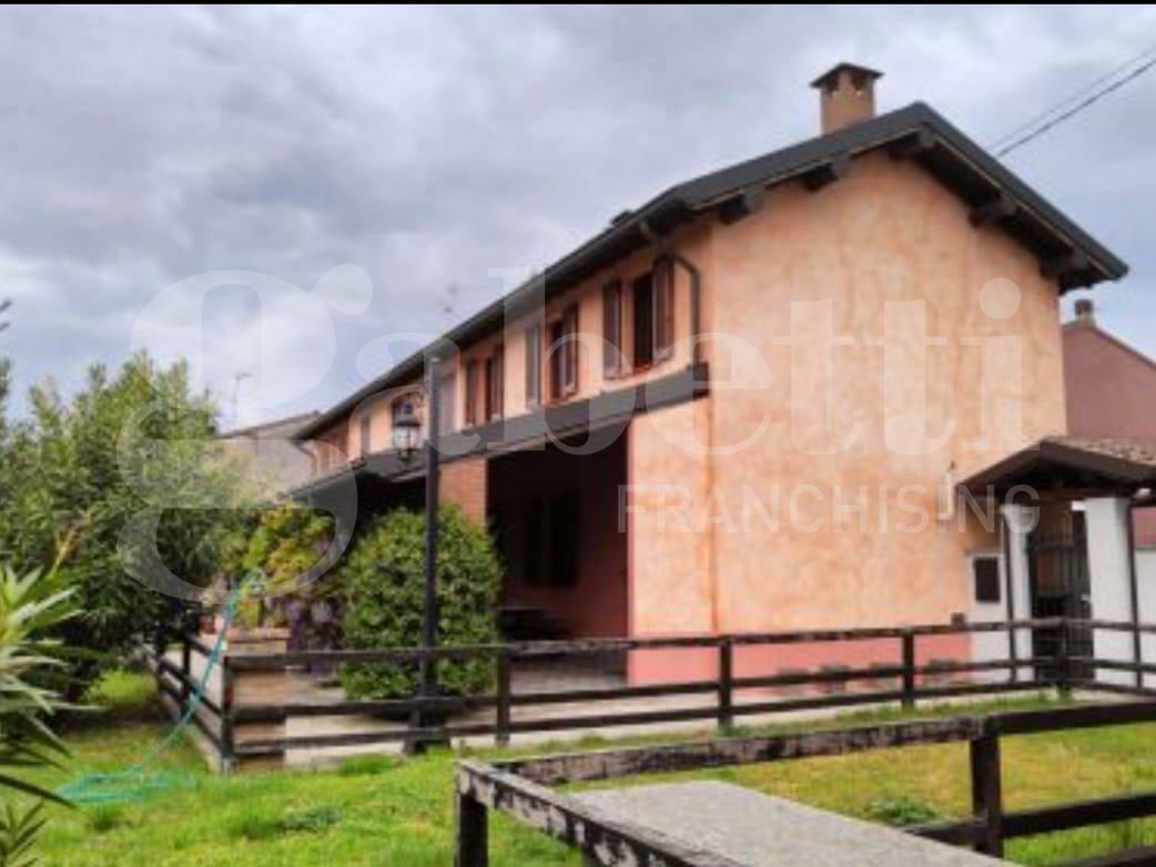 casa indipendente in vendita a Zerbolò