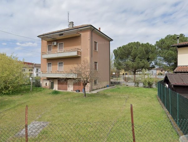 casa indipendente in vendita a Zerbolò