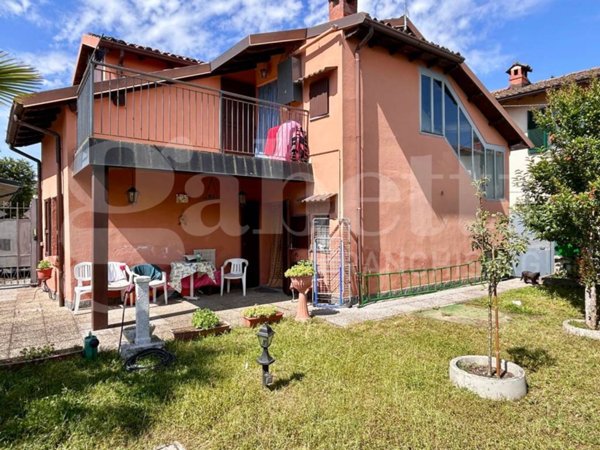 casa indipendente in vendita a Zerbolò in zona Sedone