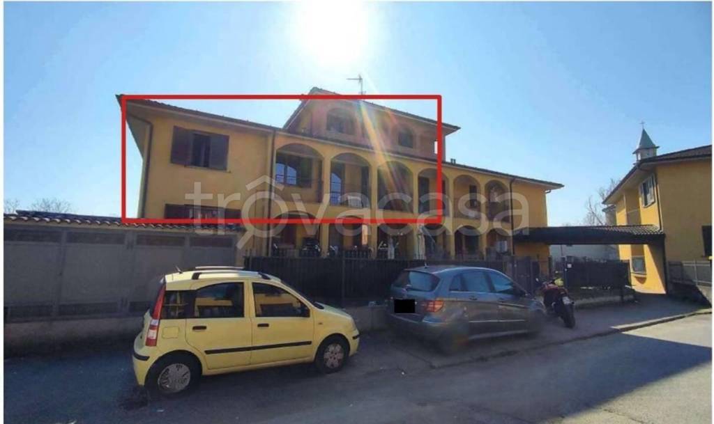 appartamento in vendita a Zerbolò in zona Parasacco