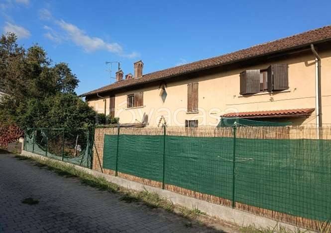 appartamento in vendita a Zerbolò in zona Marzo