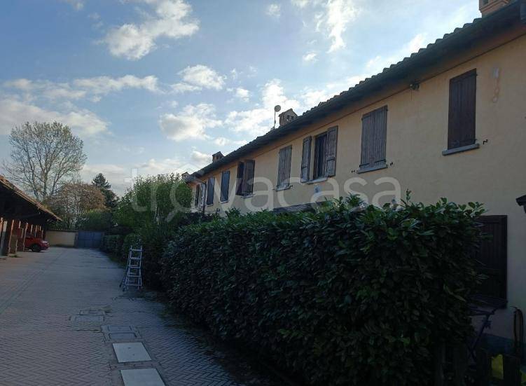 appartamento in vendita a Zerbolò in zona Marzo
