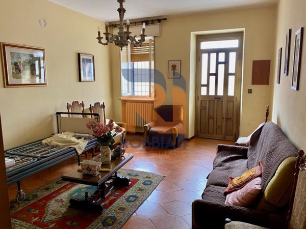casa indipendente in vendita a Zinasco