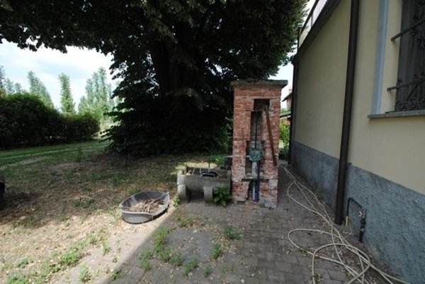 casa indipendente in vendita a Zinasco