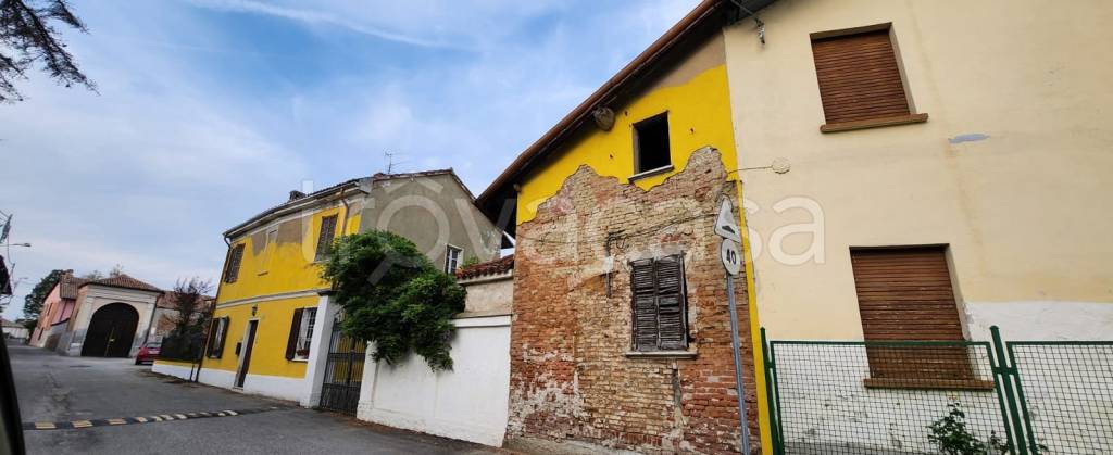casa indipendente in vendita a Zinasco