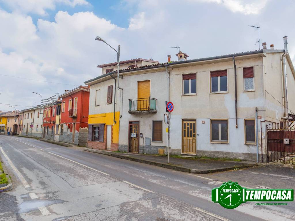 casa indipendente in vendita a Zinasco