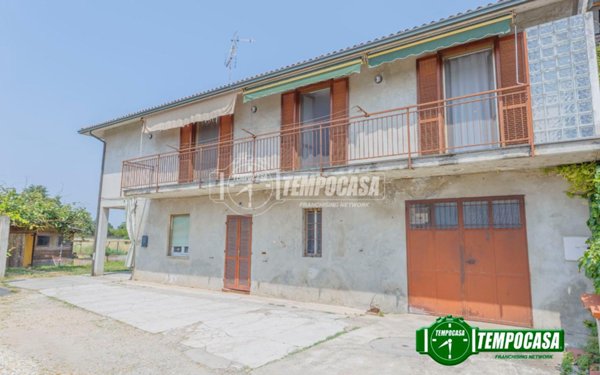 casa indipendente in vendita a Zinasco