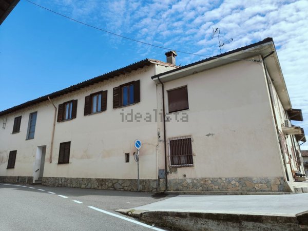 casa indipendente in vendita a Zinasco