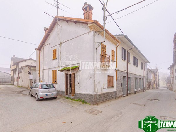 casa indipendente in vendita a Zinasco in zona Sairano