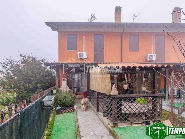 casa indipendente in vendita a Zinasco