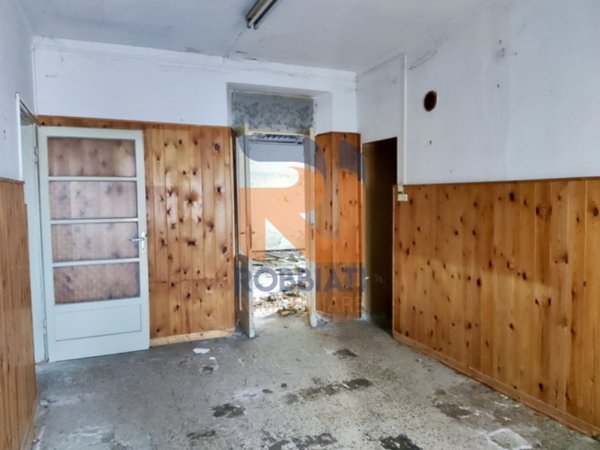 negozio in vendita a Zinasco in zona Sairano