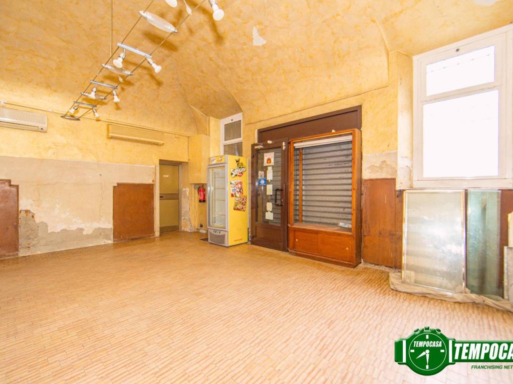 negozio in vendita a Zinasco