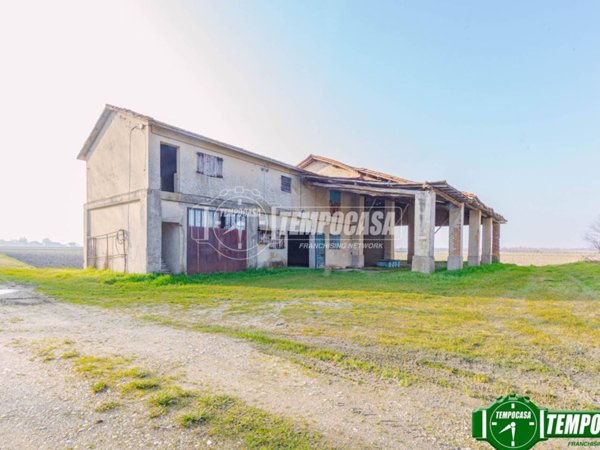 casale in vendita a Zinasco