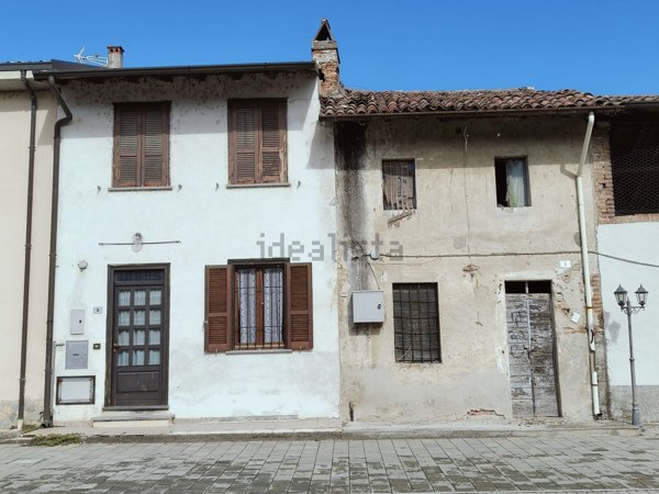 casa indipendente in vendita a Zinasco