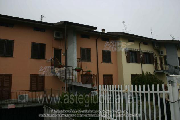 terreno edificabile in vendita a Zinasco