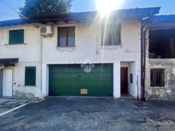 casa indipendente in vendita a Zinasco in zona Sairano