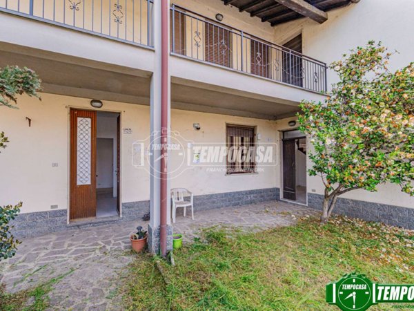 casa indipendente in vendita a Zinasco in zona Sairano