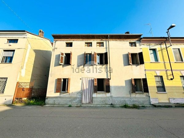 casa semindipendente in vendita a Cornale e Bastida