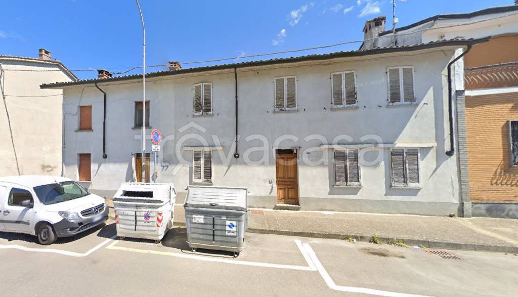 casa indipendente in vendita a Cornale e Bastida