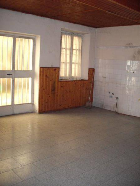 casa indipendente in vendita a Cornale e Bastida in zona Bastida de' Dossi