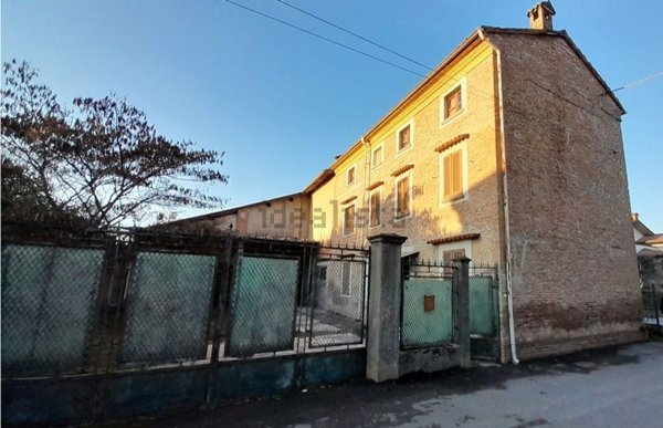 appartamento in vendita a Cornale e Bastida in zona Cornale