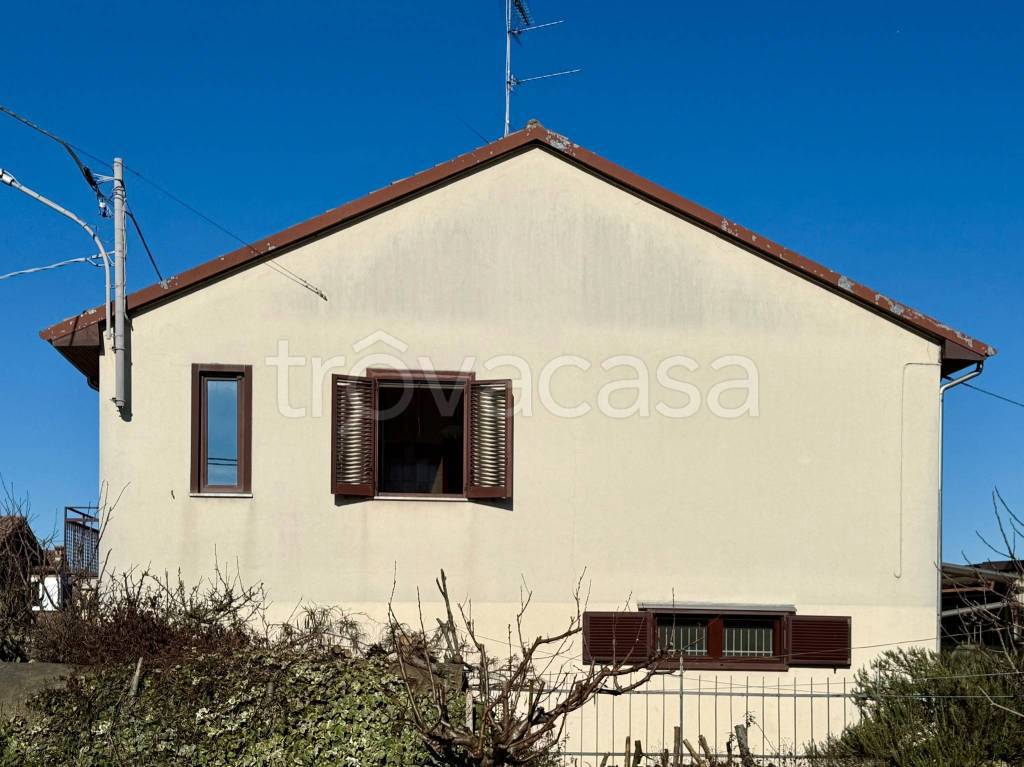 casa indipendente in vendita a Cornale e Bastida in zona Cornale