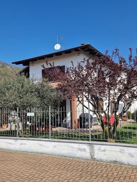 casa indipendente in vendita a Loranzè