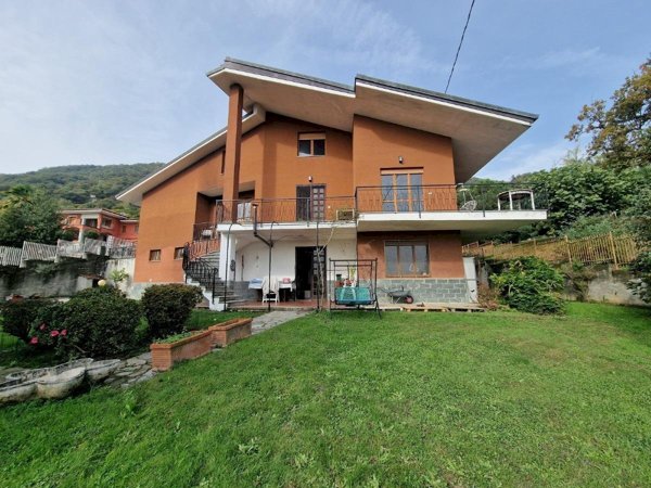 casa indipendente in vendita a Loranzè