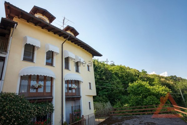 casa semindipendente in vendita a Loranzè