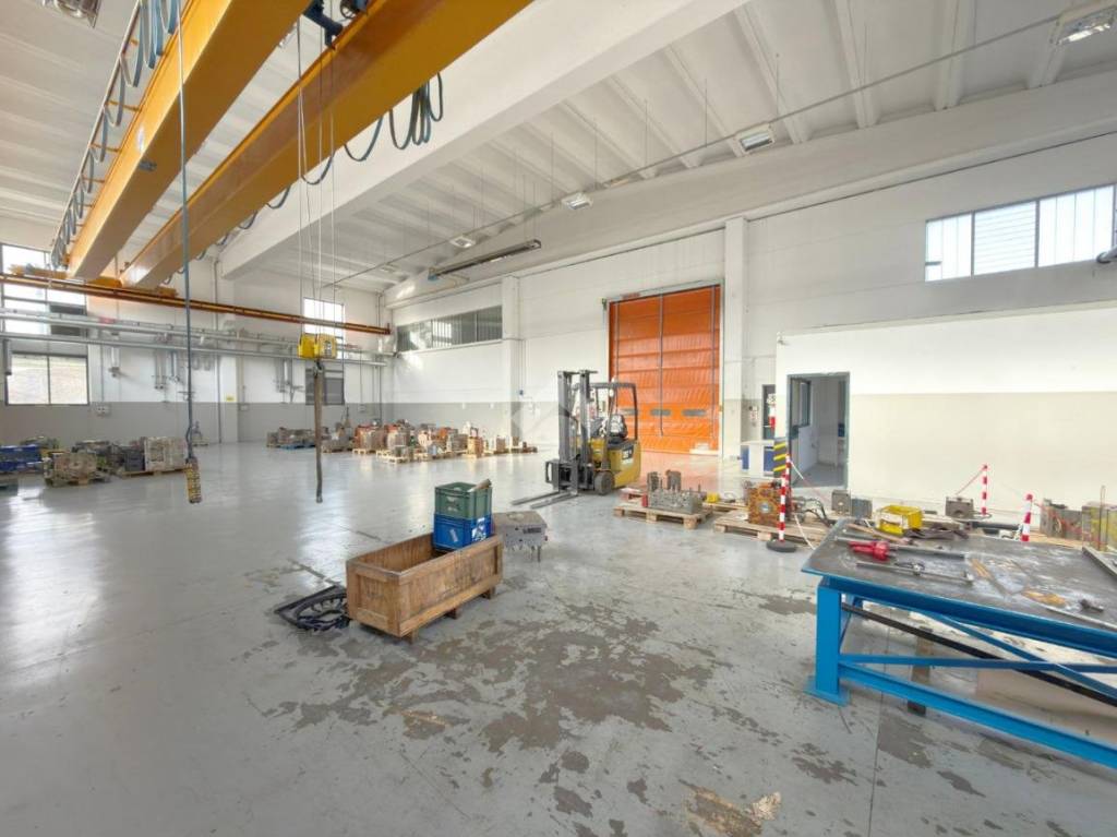 locale commerciale in vendita a Loranzè