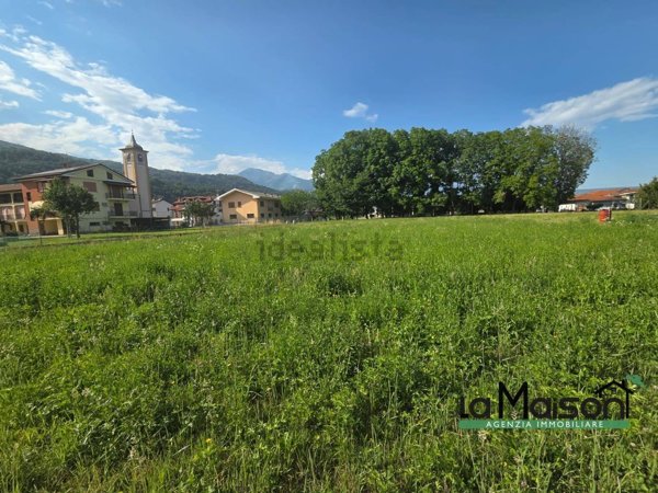 terreno edificabile in vendita a Loranzè