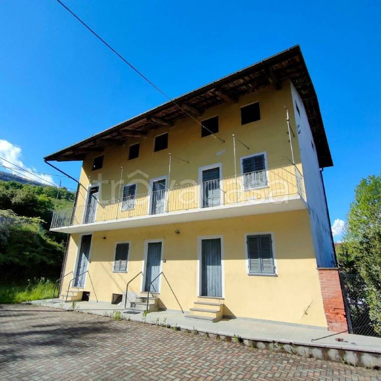 casa indipendente in vendita a Loranzè