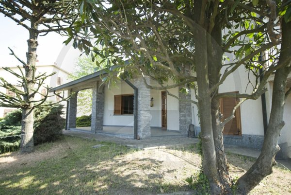 casa indipendente in vendita a Corteolona e Genzone in zona Corteolona