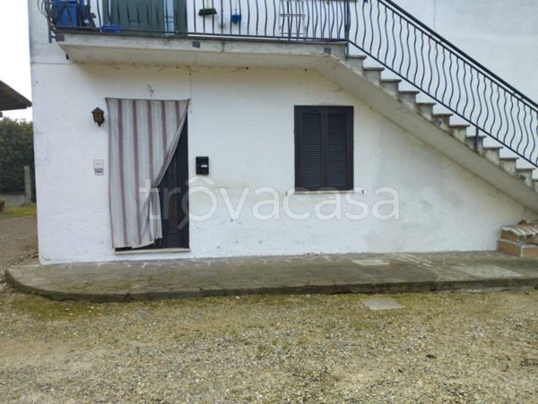 appartamento in vendita a Corteolona e Genzone in zona Genzone