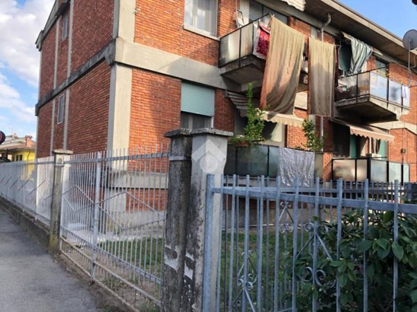 appartamento in vendita a Corteolona e Genzone in zona Corteolona