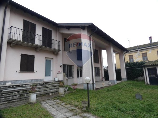 casa indipendente in vendita a Corteolona e Genzone