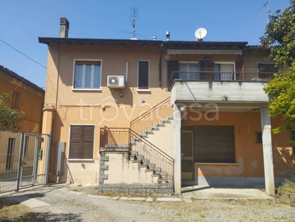 appartamento in vendita a Corteolona e Genzone