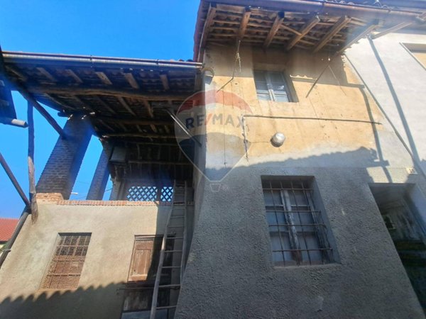 casa indipendente in vendita a Corteolona e Genzone
