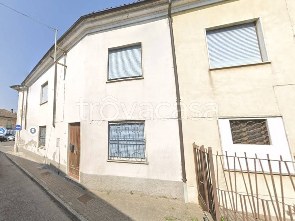 casa indipendente in vendita a Corteolona e Genzone