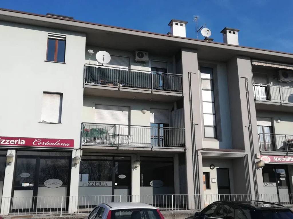 appartamento in vendita a Corteolona e Genzone in zona Corteolona