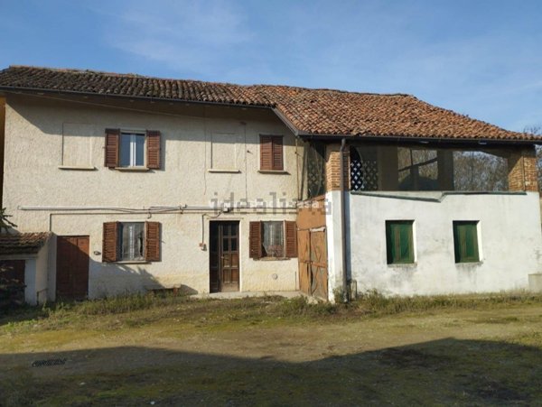 casa indipendente in vendita a Corteolona e Genzone
