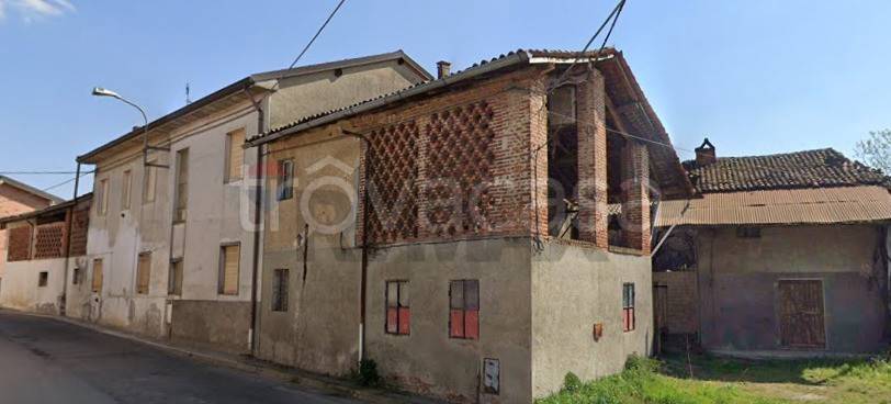 casa indipendente in vendita a Corteolona e Genzone