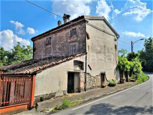 casa indipendente in vendita a Colli Verdi