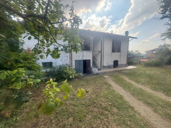 casa indipendente in vendita a Colli Verdi